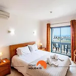 #166 Frat Apartment By Home Holidays
